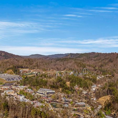 Pinecrest Townhomes-1King-2Queen Unit-Updated Pigeon Forge Exterior foto